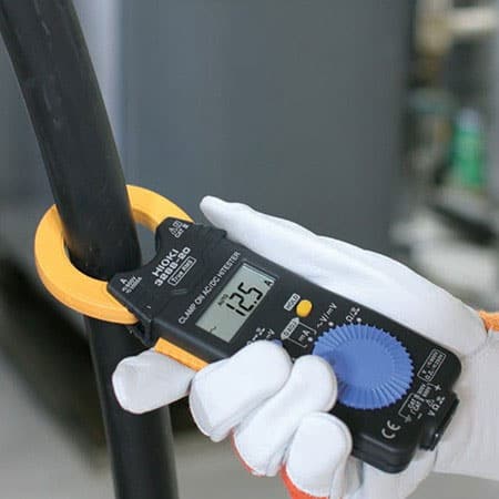 Khả năng đo điện chính xác với True RMS