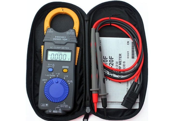 Thiết kế có bao da đi kèm giúp bảo quản tốt hơn