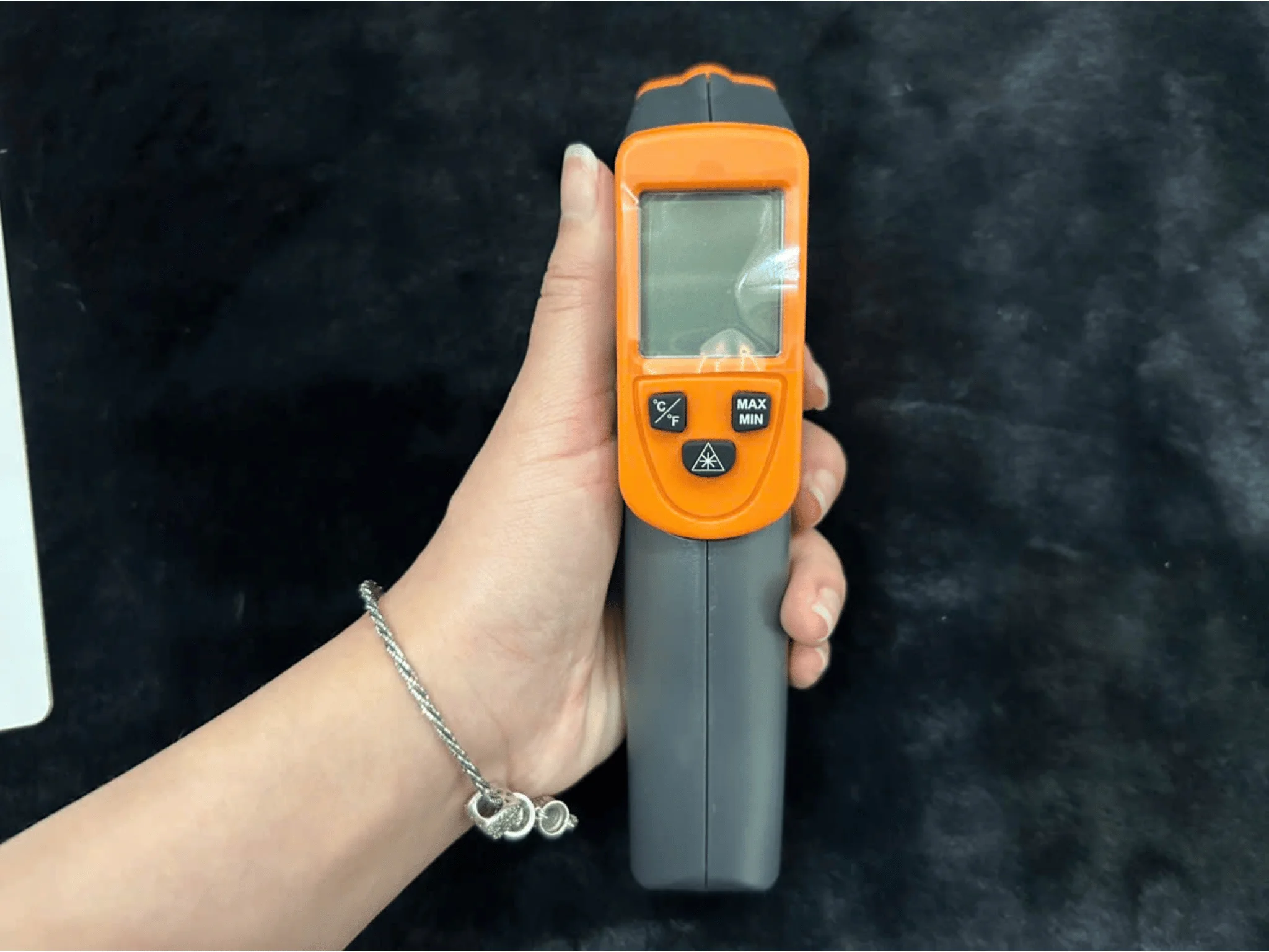 Mặt trước Nhiệt kế hồng ngoại Tenmars TM-301