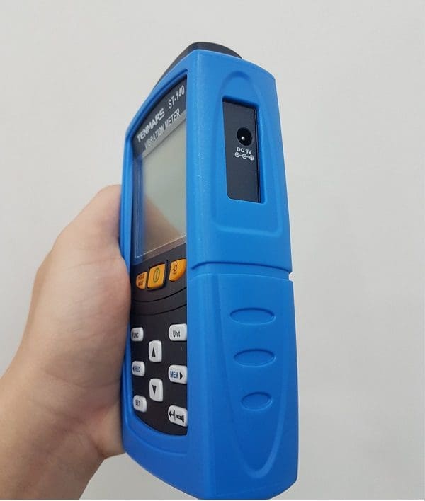 Máy đo độ rung Tenmars ST-140