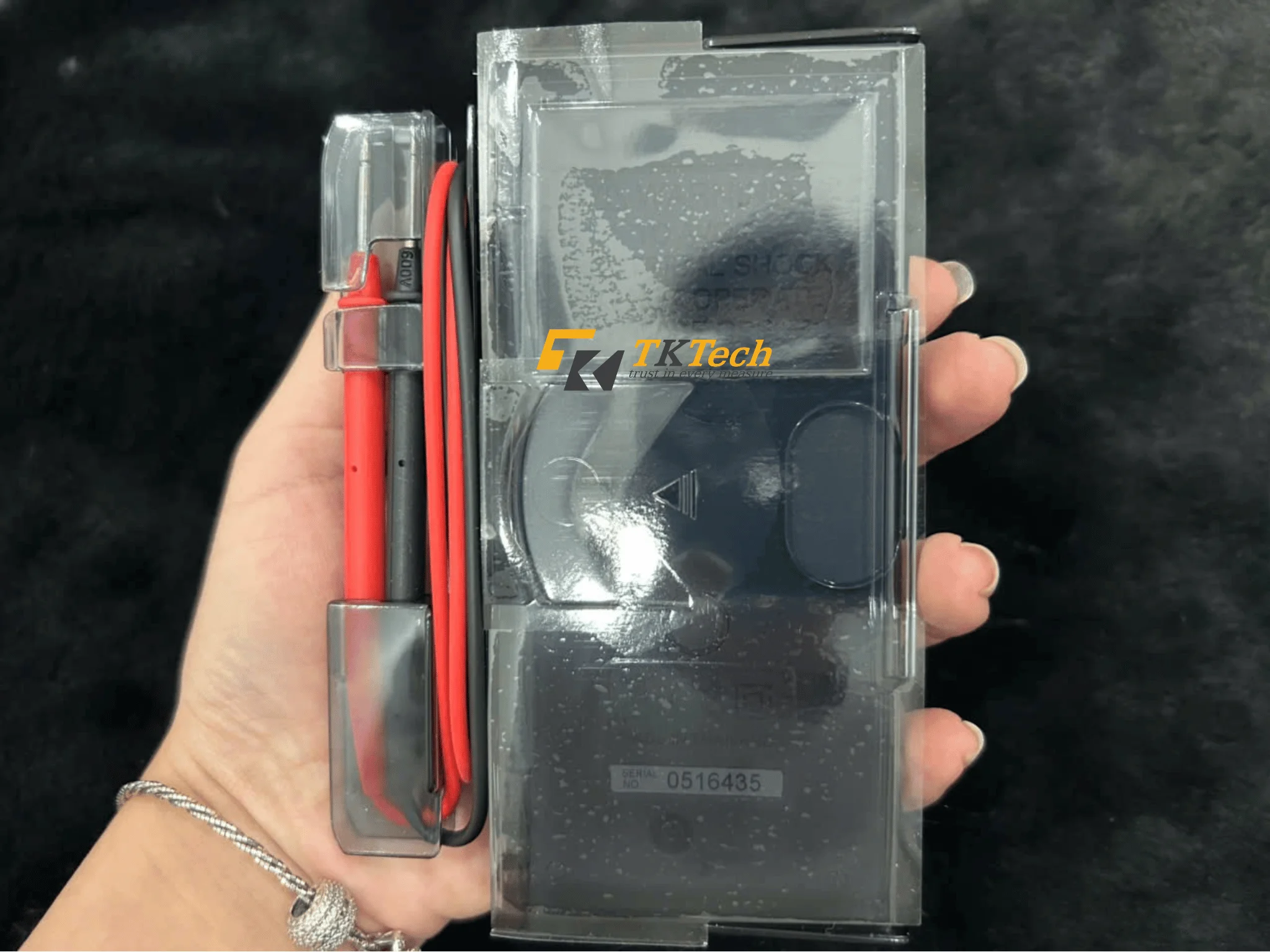 Mặt sau Đồng hồ vạn năng Kyoritsu 1019R