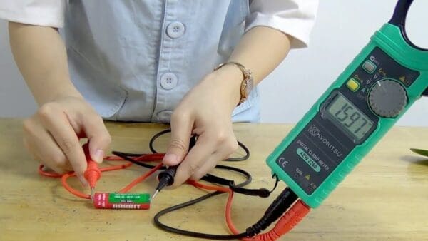 Hướng dẫn đo dòng điện bằng ampe kìm