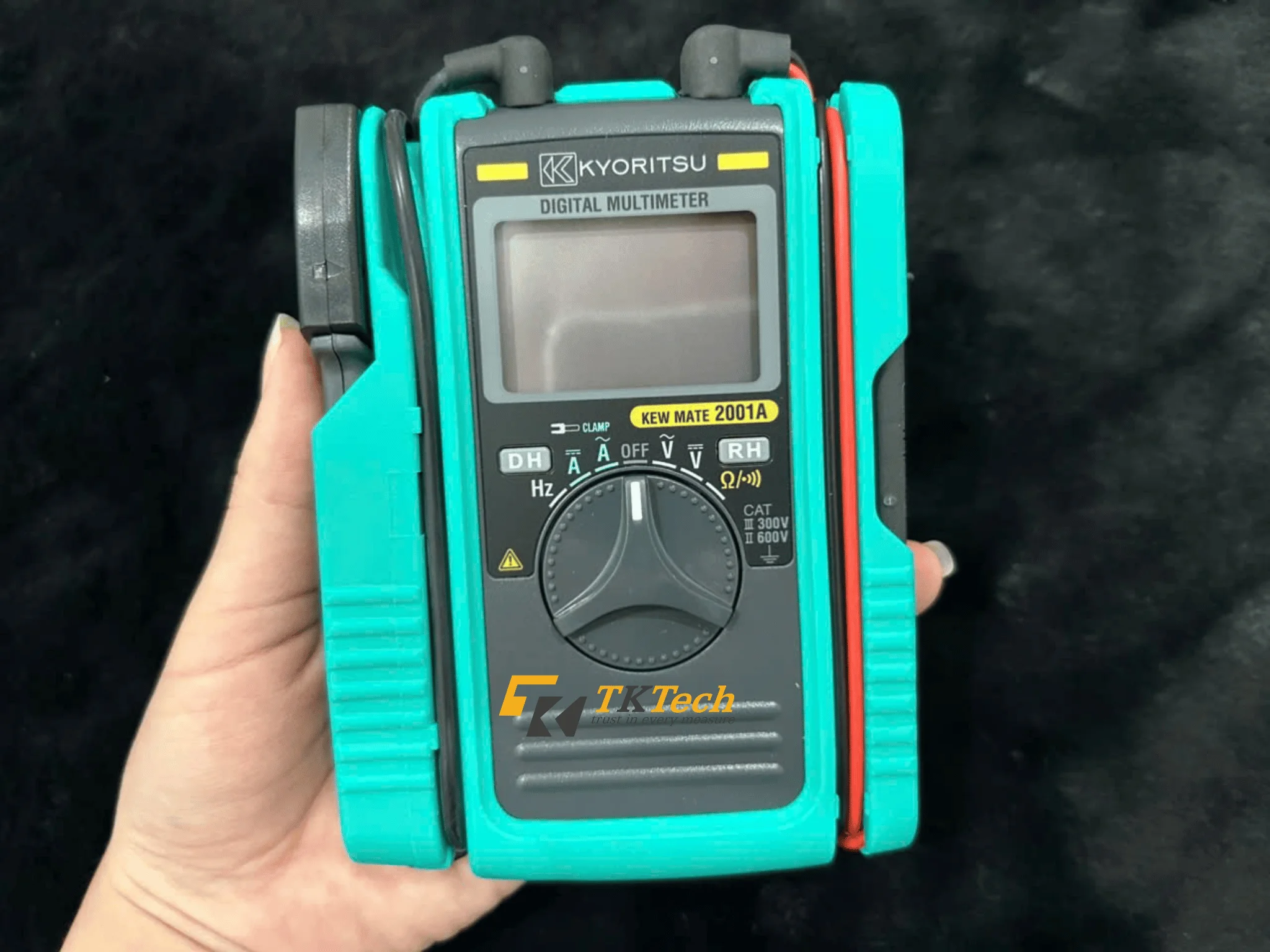 Mặt trước Đồng hồ vạn năng Kyoritsu 2001A