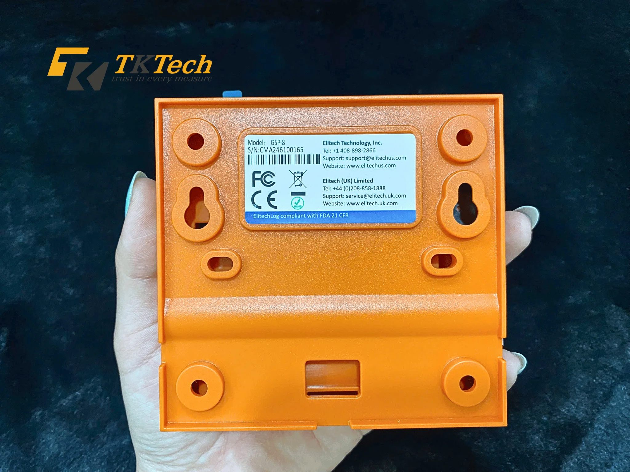 Nhiệt ẩm kế tự ghi Elitech GSP-8 (mặt sau)