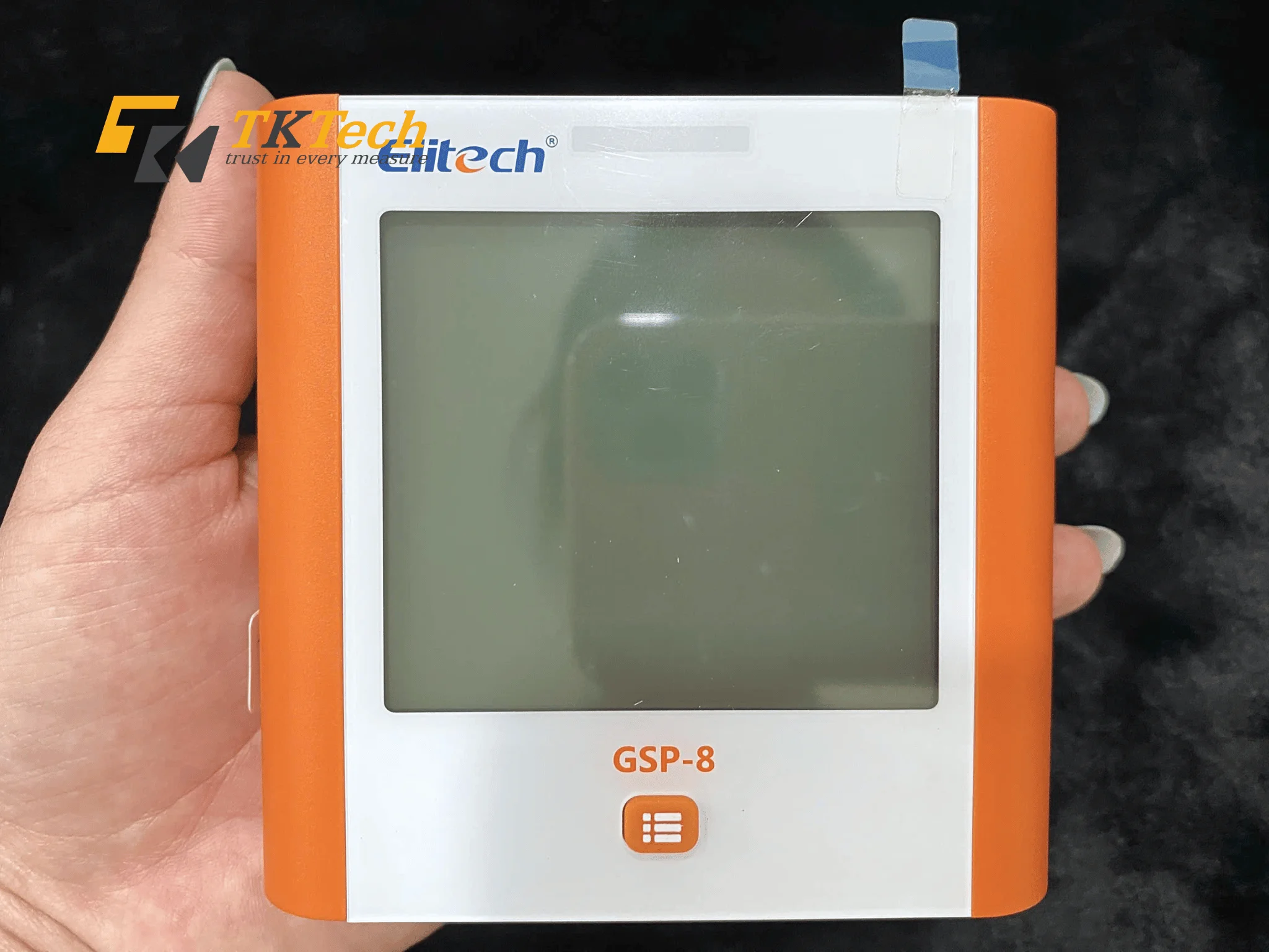 Nhiệt ẩm kế tự ghi Elitech GSP-8 (mặt trước)