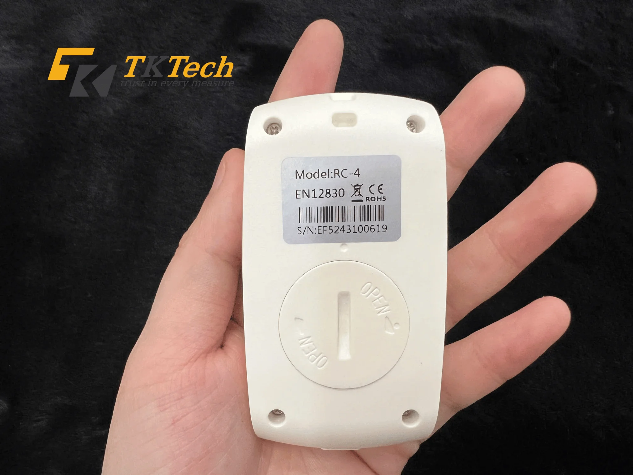 Hình ảnh thực tế Elitech RC-4 (mặt sau)