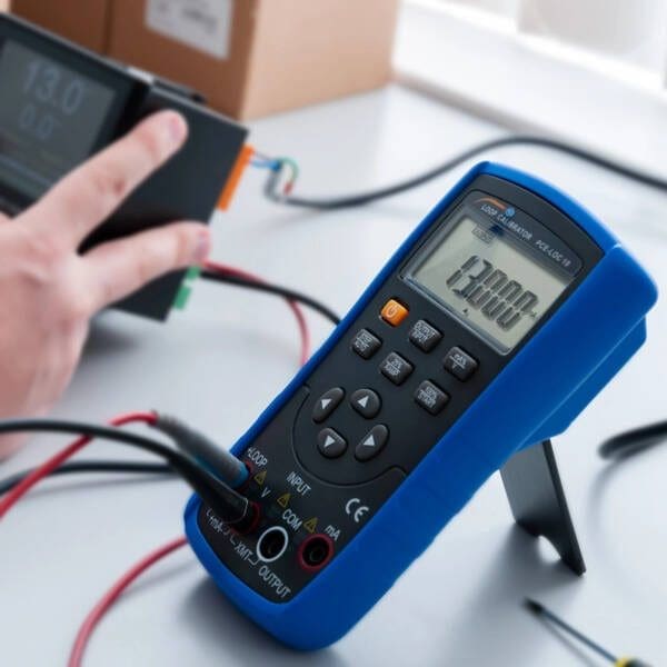 Máy hiệu chỉnh điện áp PCE-LOC 10