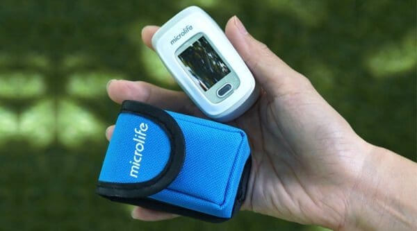 Máy đo nồng độ oxy SpO2 Microlife