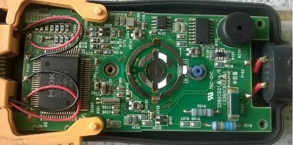 Ampe-kim-khong-do-duoc-dong-dien