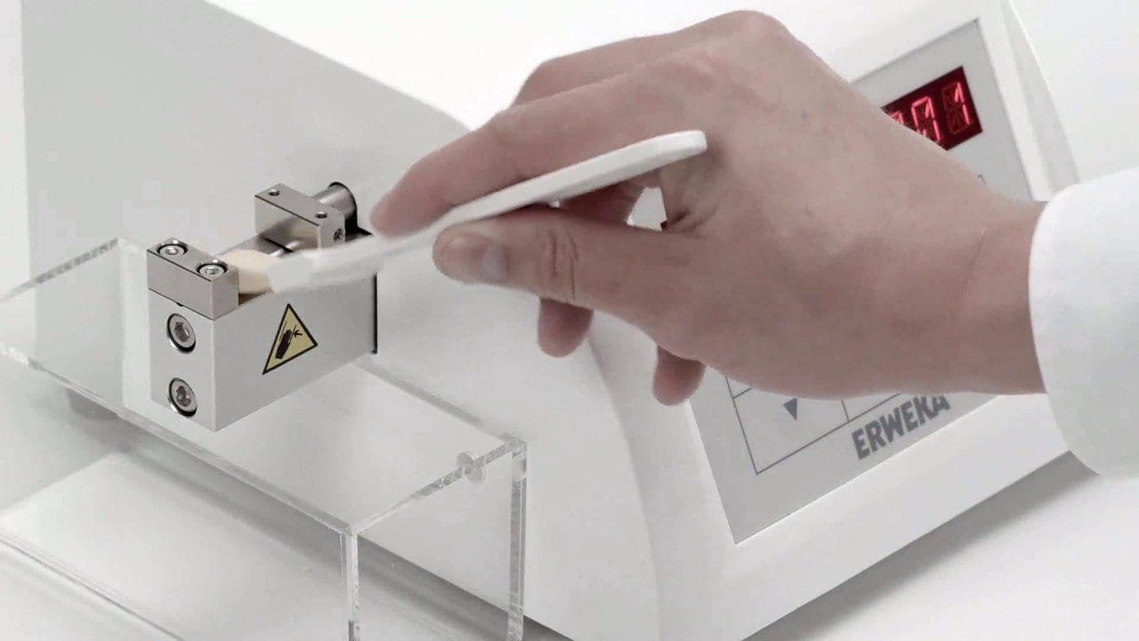 Thiết bị kiểm tra chính xác độ cứng của viên nén