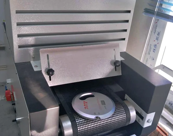 Máy đo UV và quy trình hiệu chuẩn Máy đo UV và quy trình hiệu chuẩn