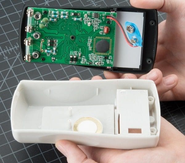 Cach-thay-cau-chi-cho-dong-ho-van-nang