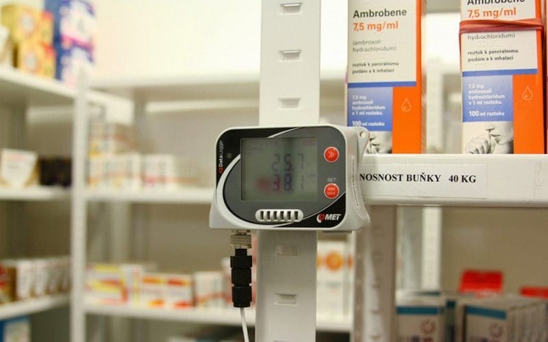 Thiết bị đo nhiệt độ, độ ẩm cho nhà thuốc