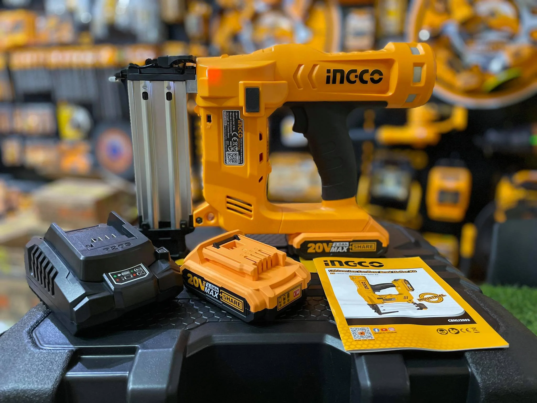 Sung-ban-dinh-cua-hang-INGCO