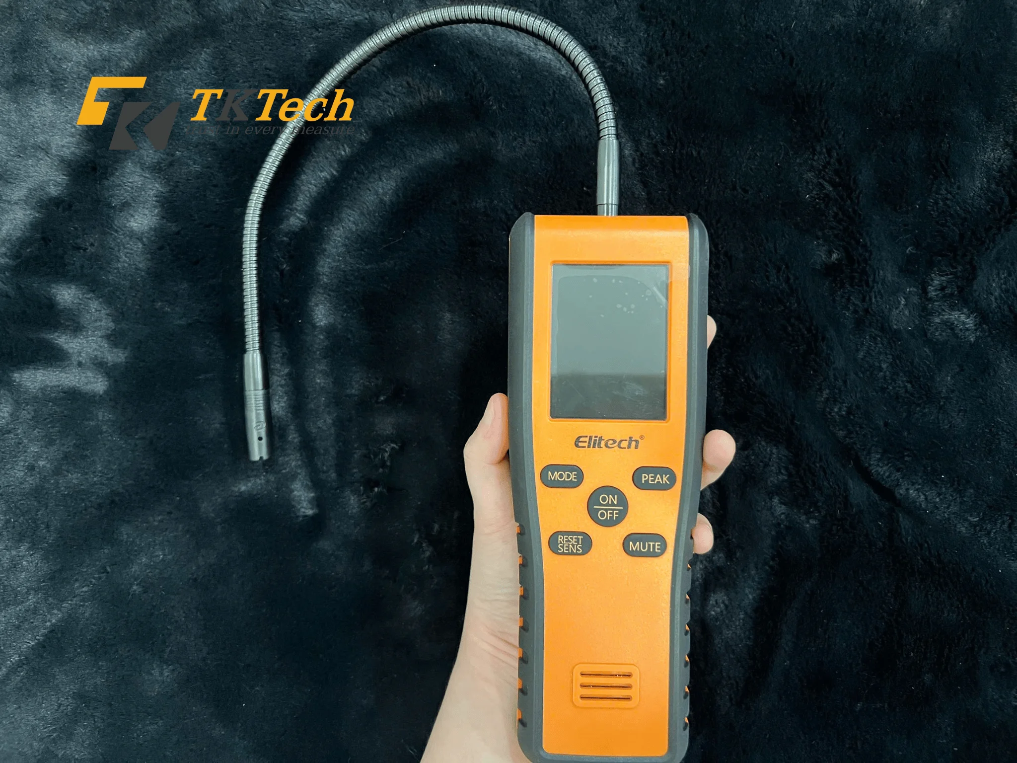 Máy dò rò rỉ môi chất lạnh Elitech Inframate D Máy dò rò rỉ môi chất lạnh Elitech Inframate D (mặt trước)