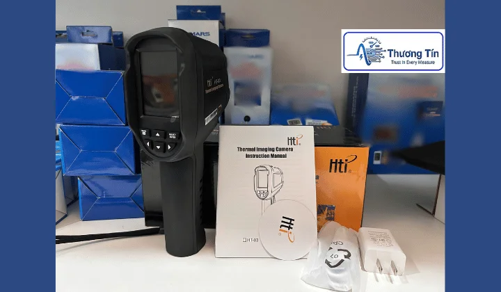 Cận cảnh máy ảnh nhiệt Hti HT-03 thực tế