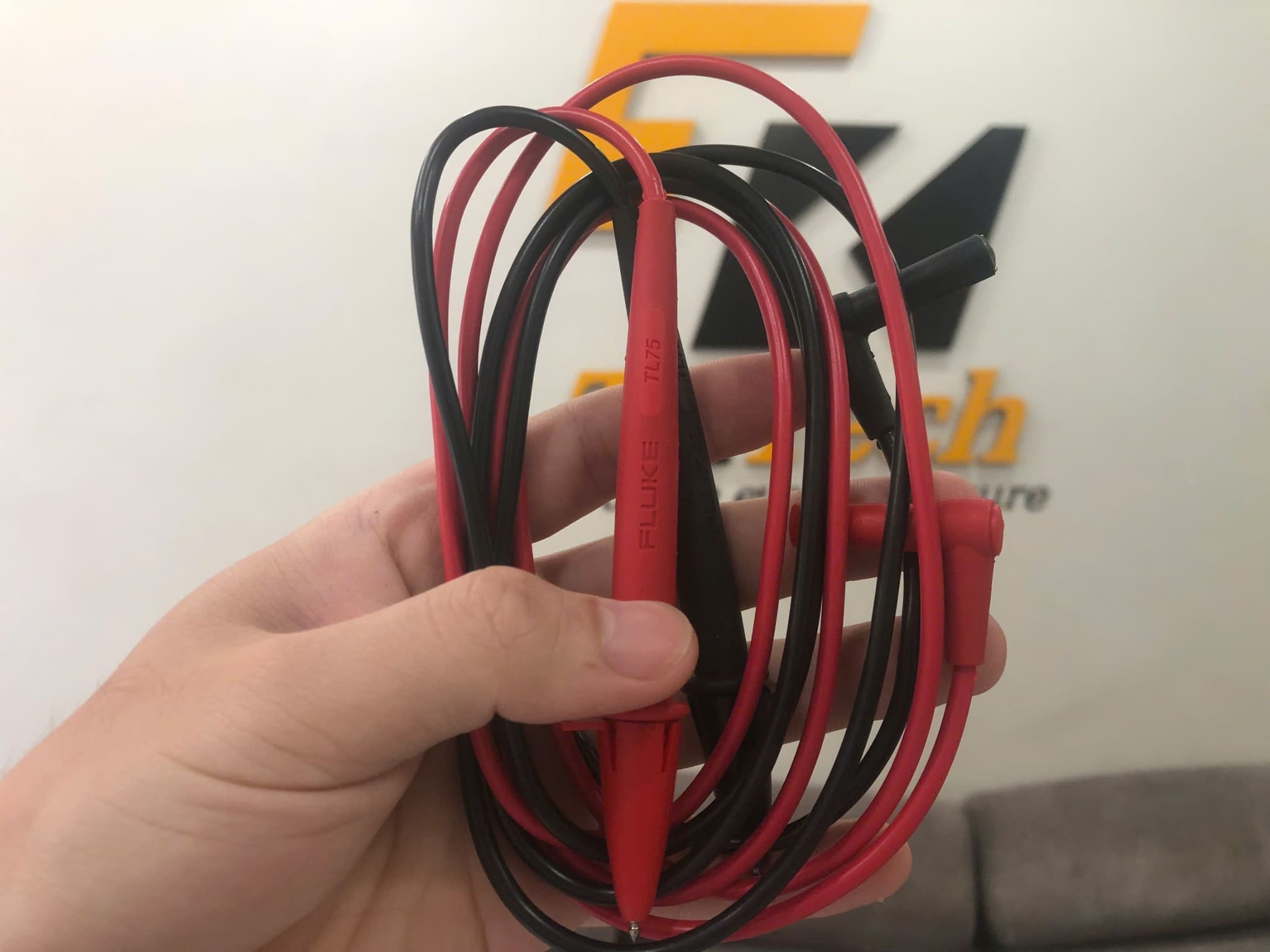 Hình ảnh thật đầu dò Fluke TL75